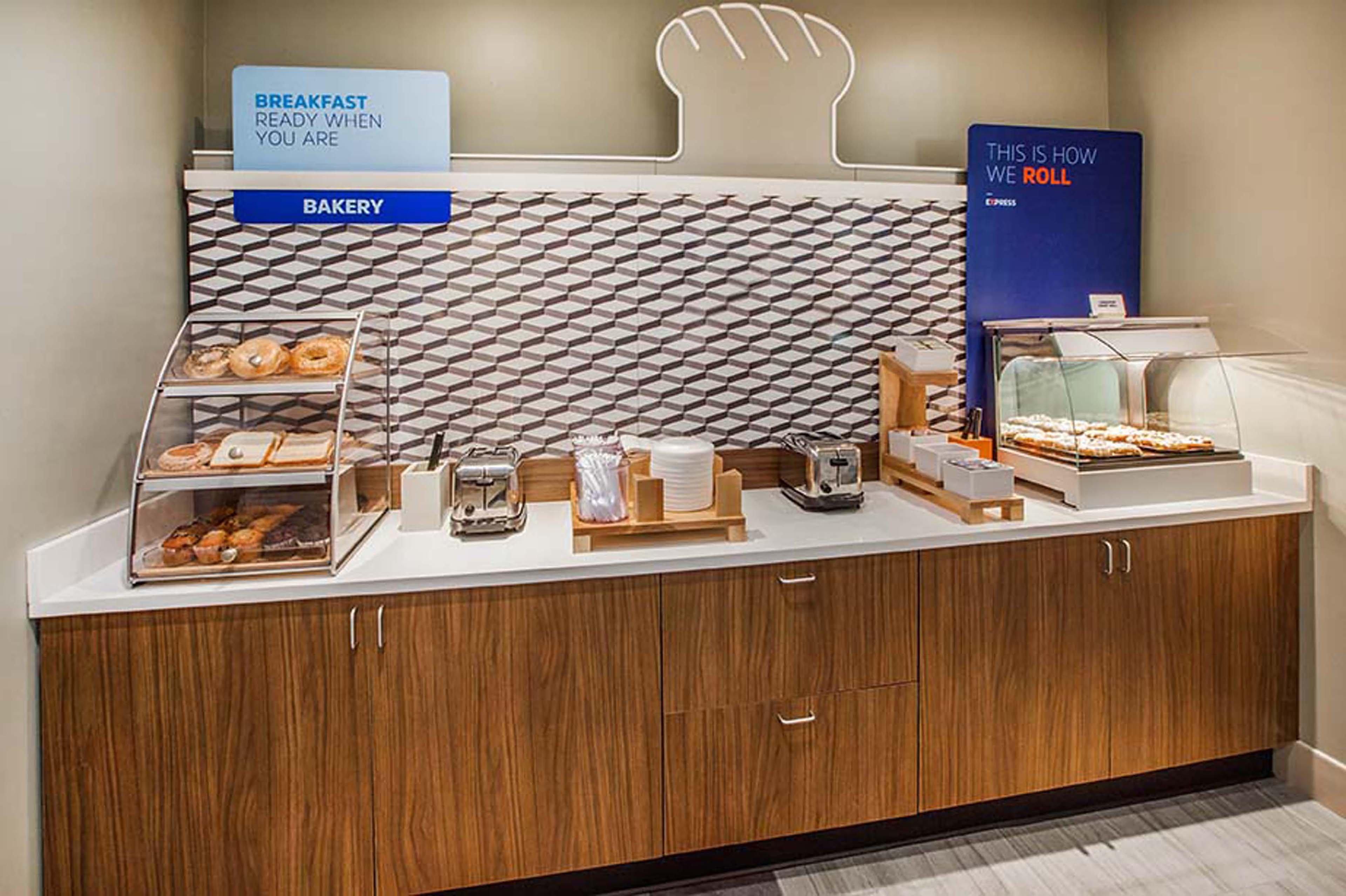 Holiday Inn Express & Suites Houston East By Ihg Ngoại thất bức ảnh
